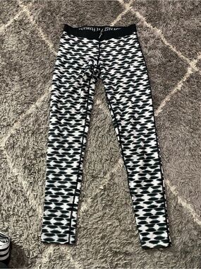 Nike Black & White Patterned Active Leggings